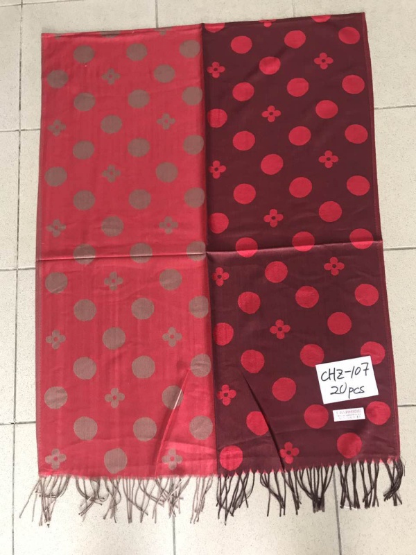 Dámský cashmere šátek DELFIN