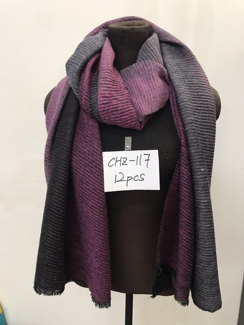 Dámský cashmere šál/přehoz  DELFIN