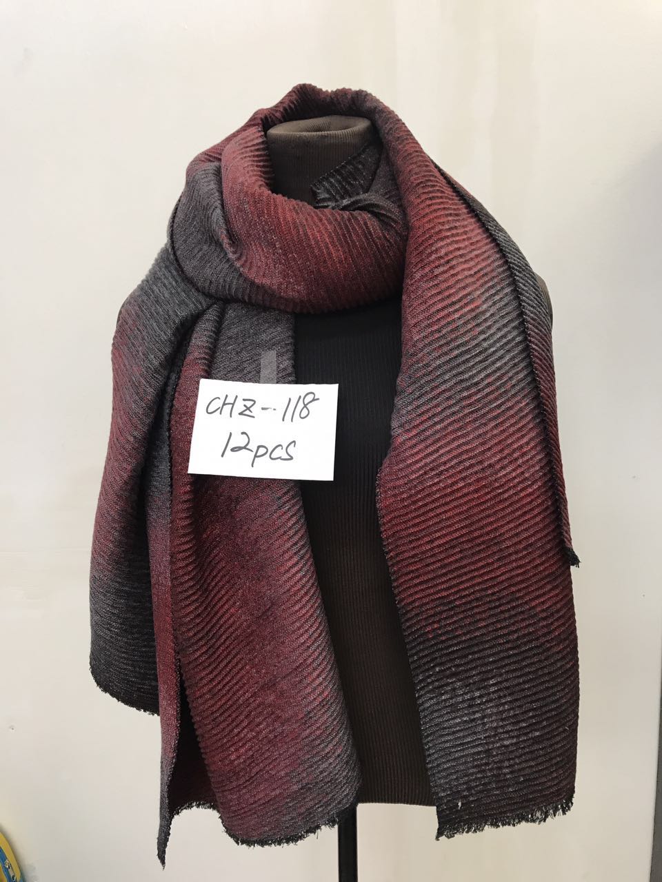 Dámský cashmere šál/přehoz  DELFIN