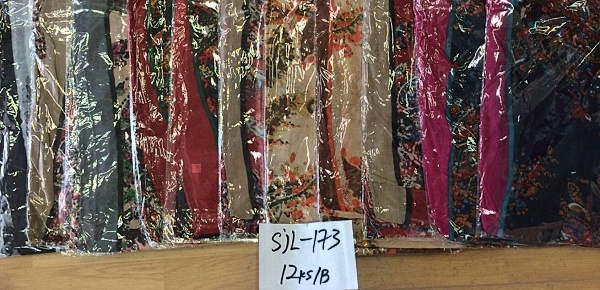 Dámský šátek DELFIN