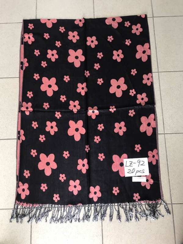 Dámský cashmere šátel DELFIN