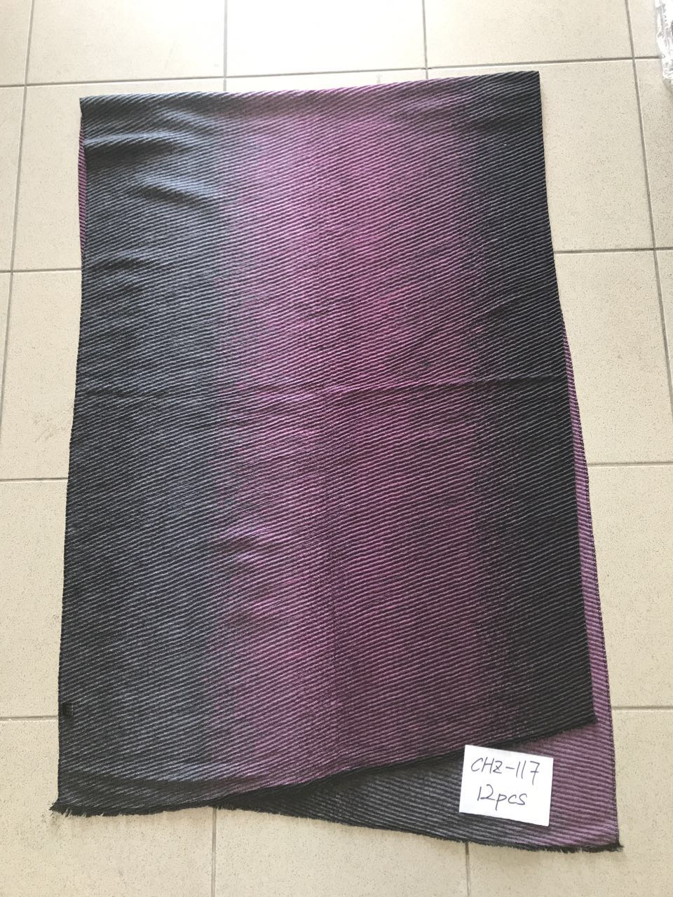 Dámský cashmere šál/přehoz  DELFIN