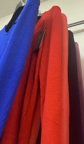 Dámský svetr B.LIFE (M-XXL)