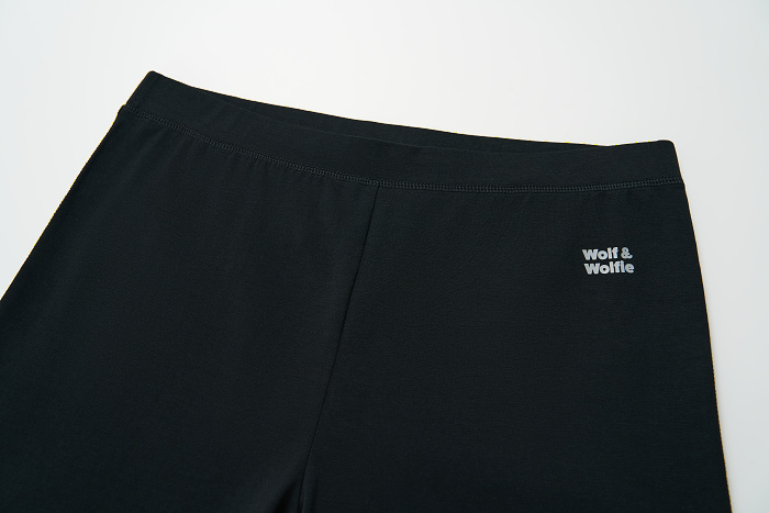 Dámské úzké legíny WOLF (L-3XL)