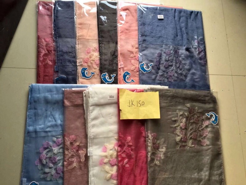 Dámská šála DELFIN