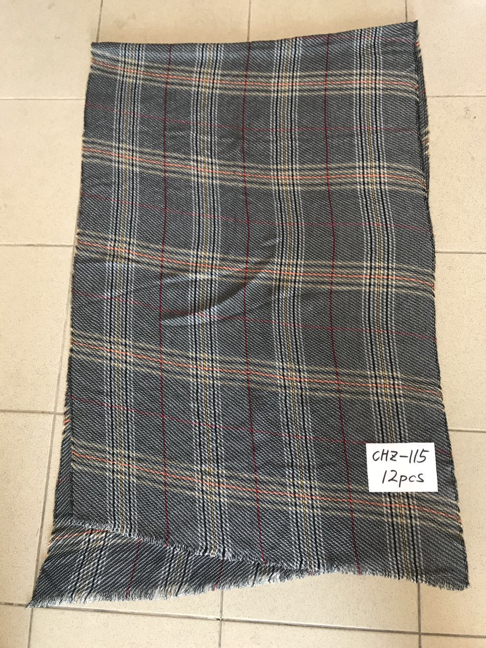 Dámský cashmere šál/přehoz DELFIN