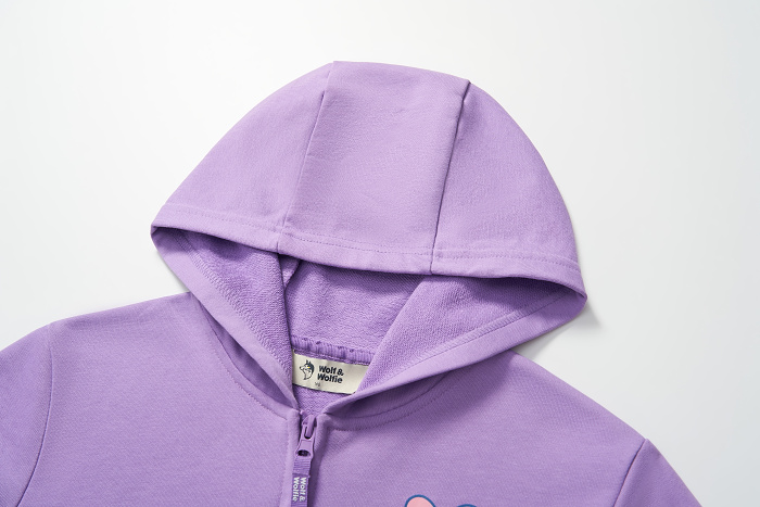 Dívčí  mikina  s kapucí  WOLF (110-140) 