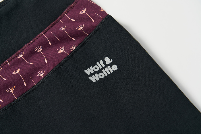 Dámské rovné legíny  WOLF (M-3XL)